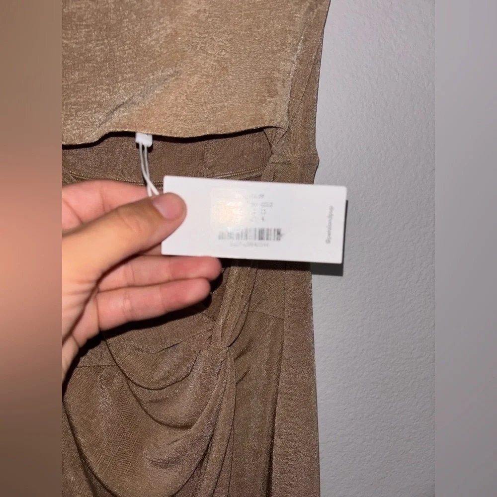 Petal & Pup Dress Women's 4 - Picture 4 of 6